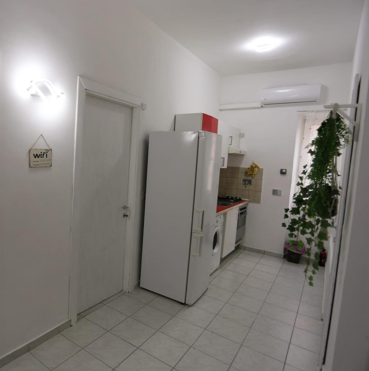 House 27 Apartment Фиумичино Екстериор снимка